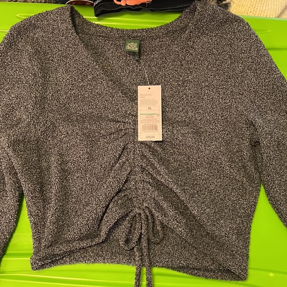 Target long sleeve crop V neck sweater - Picture 2 of 4